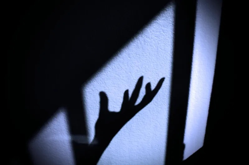 How to Tell if Your House is Haunted: 10 Common Signs